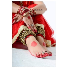 Shah Crafts Kathak Dancing Ghungroo Bells Anklet Pair, (50+50) Tied with Cotton Cord For Bharatnatyam Classical Dancers Musical Instrument 100 Bells