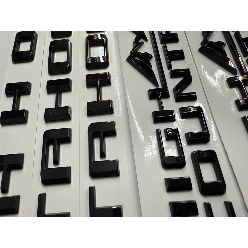 Set 5pack 3PCS for Tahoe Plus 2PCS High Country Emblems