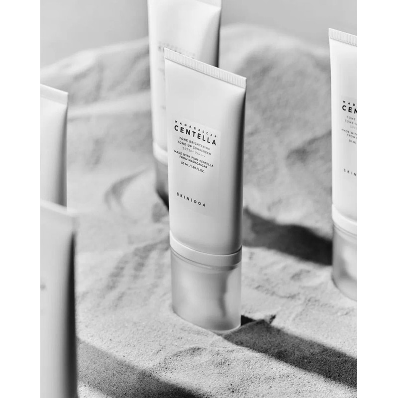 Skin1004 Madagascar Centella Tone Brightening Tone-up Sun
