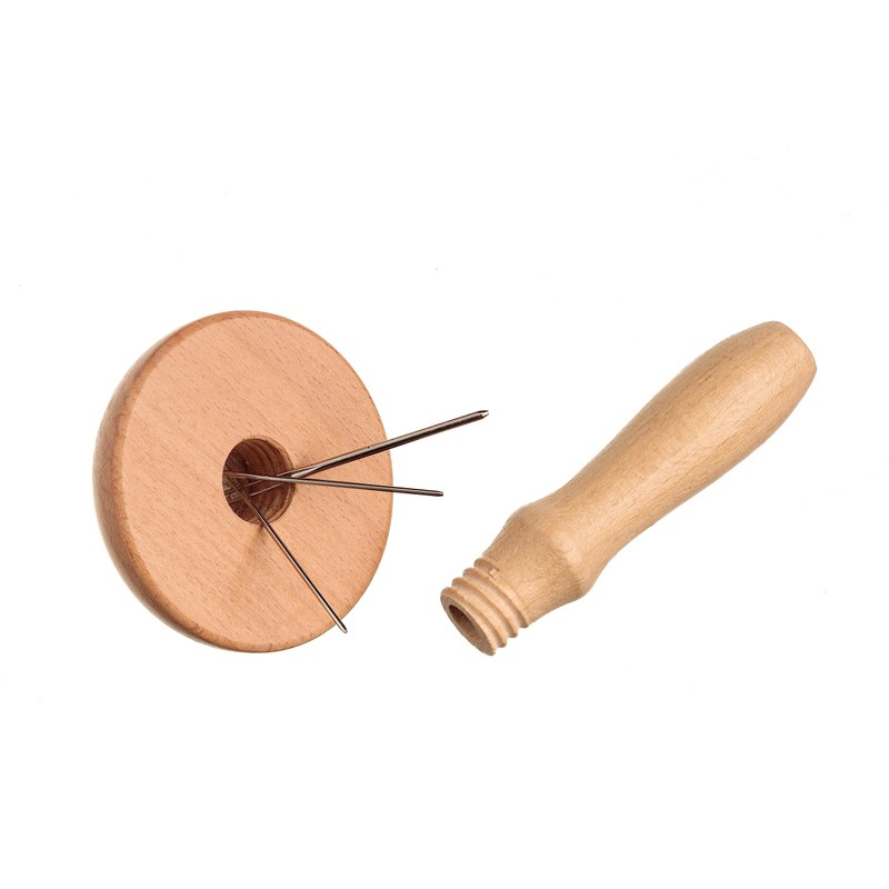 The Quilted Bear - Magnetic Mushroom Darner & Needles for