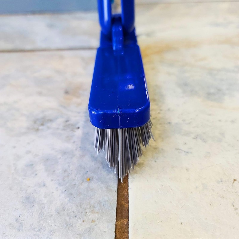 Bring It On Grout Cleaner with Grout Cleaning Brush –