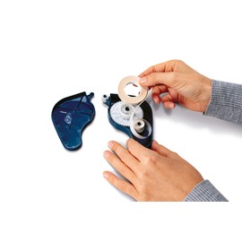 HERMA 1013 Kleberoller doppelseitig nachfüllbar permanent, 15 m, selbstklebender Klebeband Roller für Fotoalbum, Scrapbook, Fotobuch, Basteln, Schule & Büro, blau