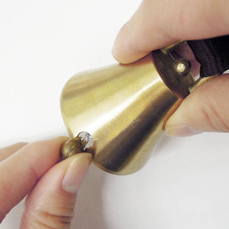 Adventure Club (Bohken Club) Quiet Non-ticking Bear Bell Large Ay – 13 