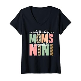 Womens Great Moms Get Promoted to Nini Birthday Gift for Grandma V-Neck T-Shirt