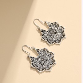 Indian Earrings for Women, Statement Vintage Ethnic Beaded Tassel Green Dangle Earrings Traditional Bohemian Gold Plated Earrings for Teen Girls Holiday Jewelry Gifts (Indian2)