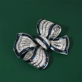 songbowen Rhinestone Bow Collar Brooch Crystal Bow Brooch Pin Vintage Blue Sparkling lapel Pin Crystal Collar Pin Ribbon Bow Brooch Badge Clothing Accessory Women's Jewelry Gift