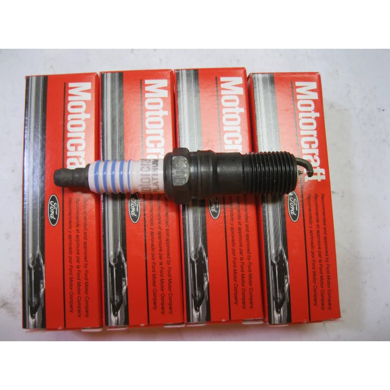 Motorcraft 4 Platinum Spark Plugs Motorcraft AZFS22FE (4 pack)