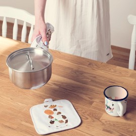 Mr. & Mrs. Panda Set of 2 Pot Holders Cow - Gift, Farm, Milk Cow, Pot Holder Set, Oven Glove, Pot Holder Set, Dreams, Cows
