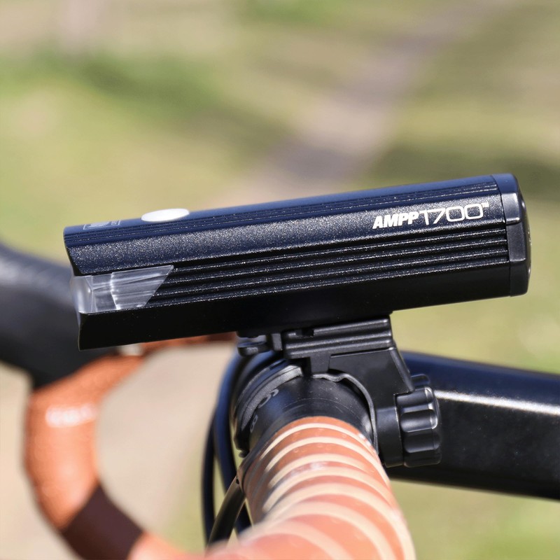 CATEYE - AMPP USB-C Rechargeable Bike Headlight (AMPP1700)