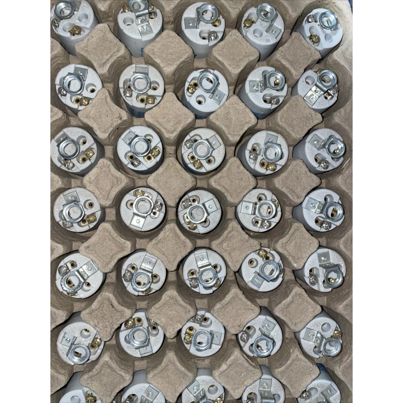 Gold GE-6003 Porcelain Lampholder Socket w/ Hickey 660W 250V E105933