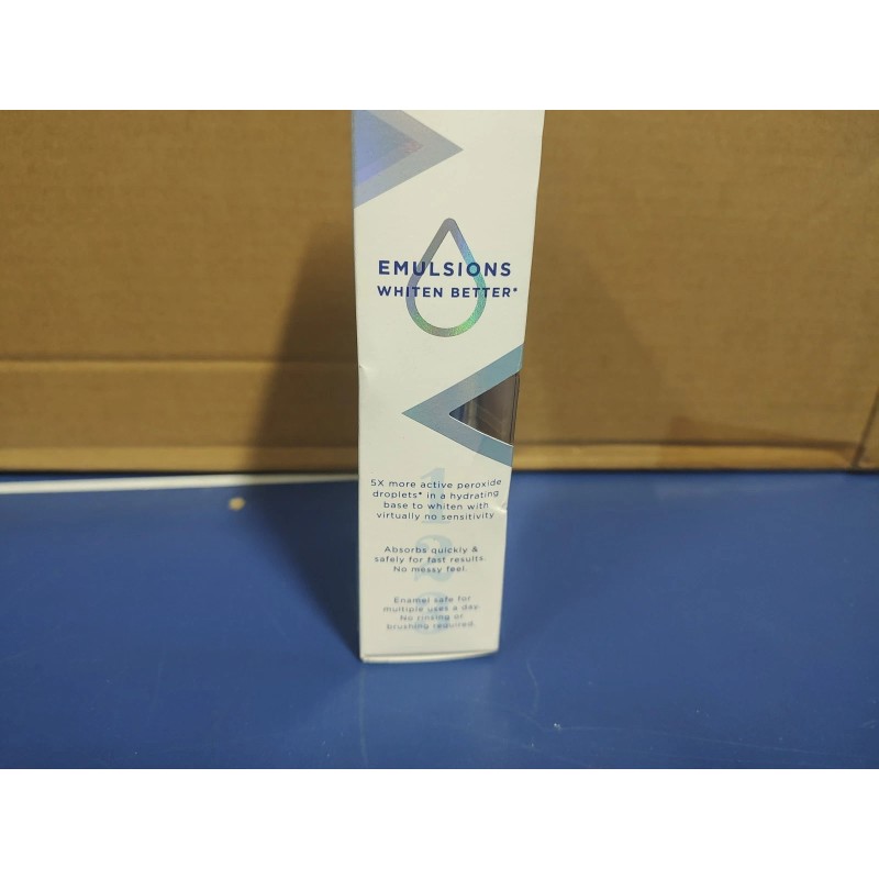 Crest Whitening Emulsions Apply and Go Teeth Whitener EXP JAN/2024