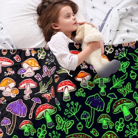 Mushroom Blanket Glow in The Dark Blanket for Girls Boys Mushrooms Throw Blanket Soft Fleece Blankets Mushroom Decor Blanket for Bedroom Sofa 50"x60"