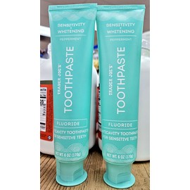 Trader Joe’s Sensitivity Whitening Peppermint Fluoride Toothpaste 6oz (2 Tubes)