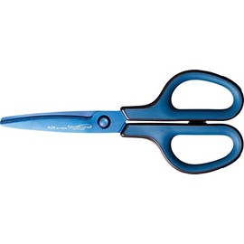 PLUS Japan, Fitcut Curve Premium Titanium-Coated in Dark Blue, 17,5 cm Length