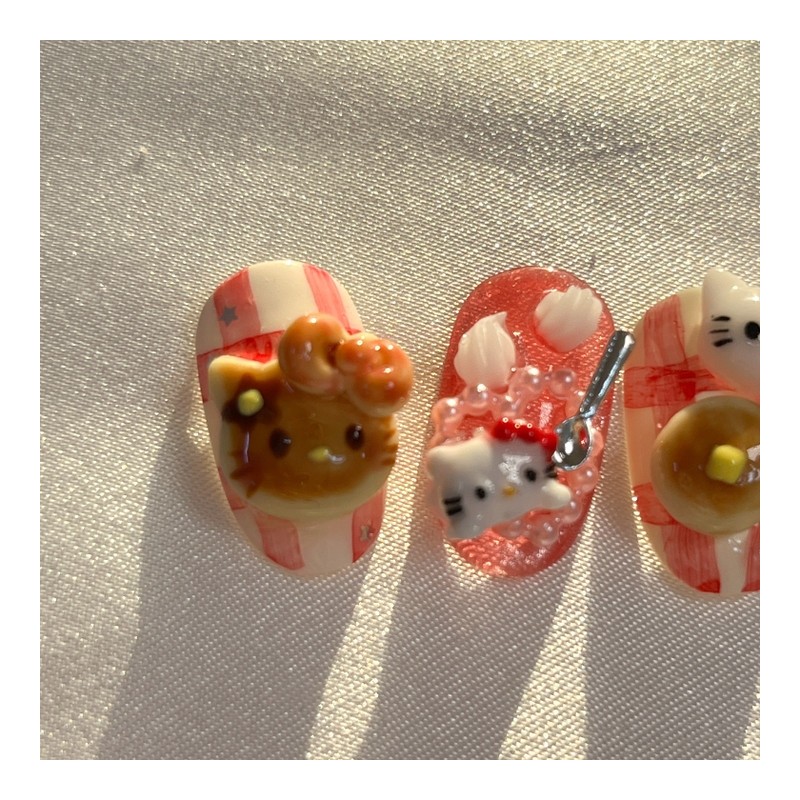 [Premium handmade embossed nail] Pancake cat - short oval /