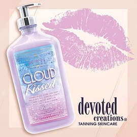 Devoted Creations- Crema hidratante Cloud Kissed Skin locin hidratante y antioxidante para todo tipo de piel, 18,25 onzas lquidas                     