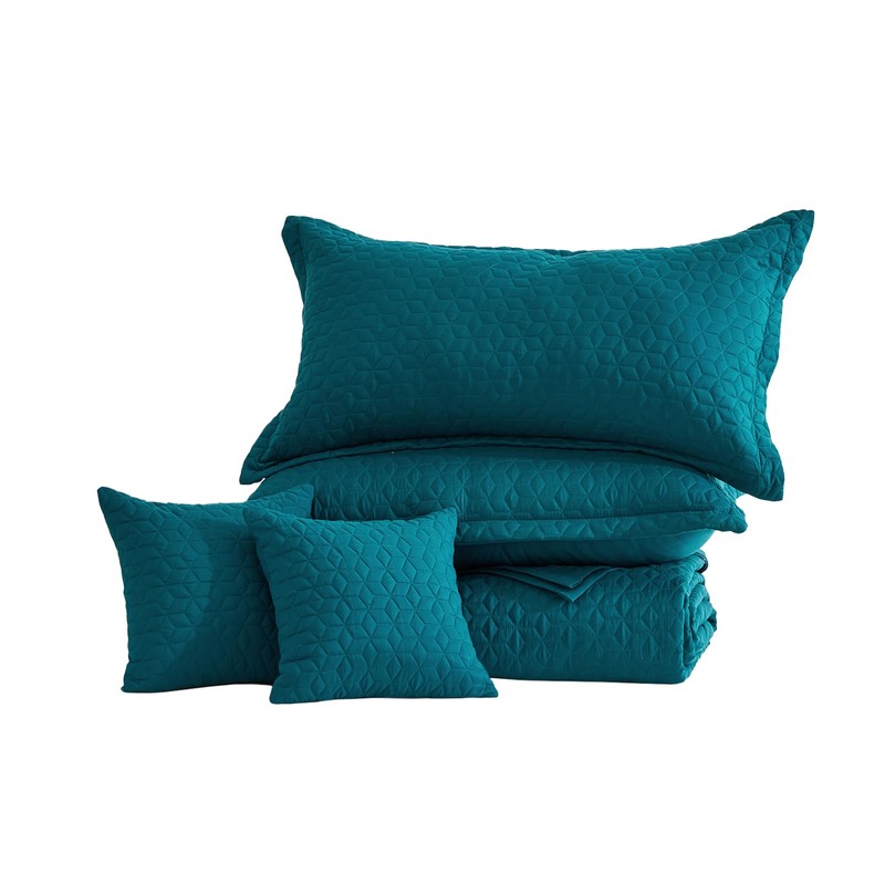 Blythease Oversized King Bedspread 128x120 Extra Wide, Modern & Contemporary