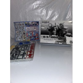 Bandai RX-78-2 Gundam Plastic Model Kit RARE ‘NOT FOR SALE’ STEM VERSION COLLECTIBLE
