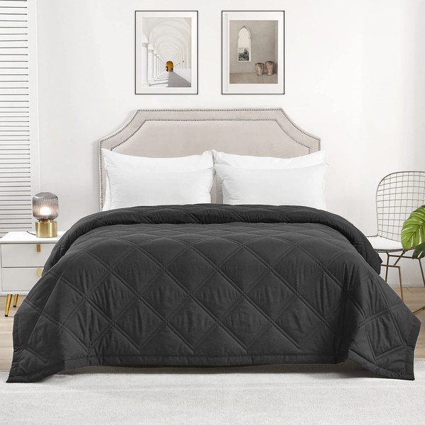 COMFLIVE Down Alternative Blanket, King Size Blanket for All Seasons, Lightweight Blanket, Reversible Quilted Blanket with Double-Needle Desgin - Winter Summer Comfort Soft (Black, King/Cal King)