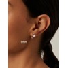 Arracadas Huggie de Mujer en Plata – Acero Inoxidable U7