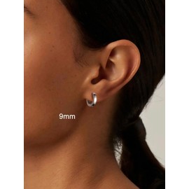 Arracadas Huggie de Mujer en Plata – Acero Inoxidable U7