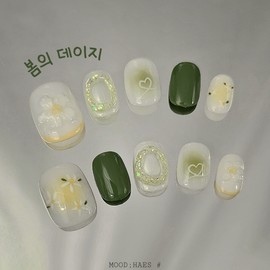 [M;H #] Spring Daisy handmade nail tips - Enter Lake Owen in the delivery message / [M;H #] 봄의 데이지 수제네일팁 - 배송메세지에 필수로 오왼 호수 입력