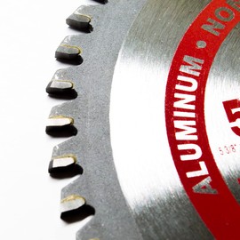 Benchmark Abrasives TCT 5 3/8 Inch Circular Saw Blade, Tungsten Carbide Tipped Non Ferrous Metal Cutting Saw Blades for Cutting, Plastic, Fiberglass, PVC, Aluminum Cutting Blade - ‎(5-3/8" - 50 Teeth)