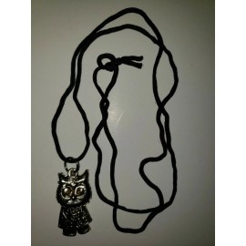 Unbaranded Vintage Owl Pendant long Rope Necklace Charm Vending Prize New Old Stock