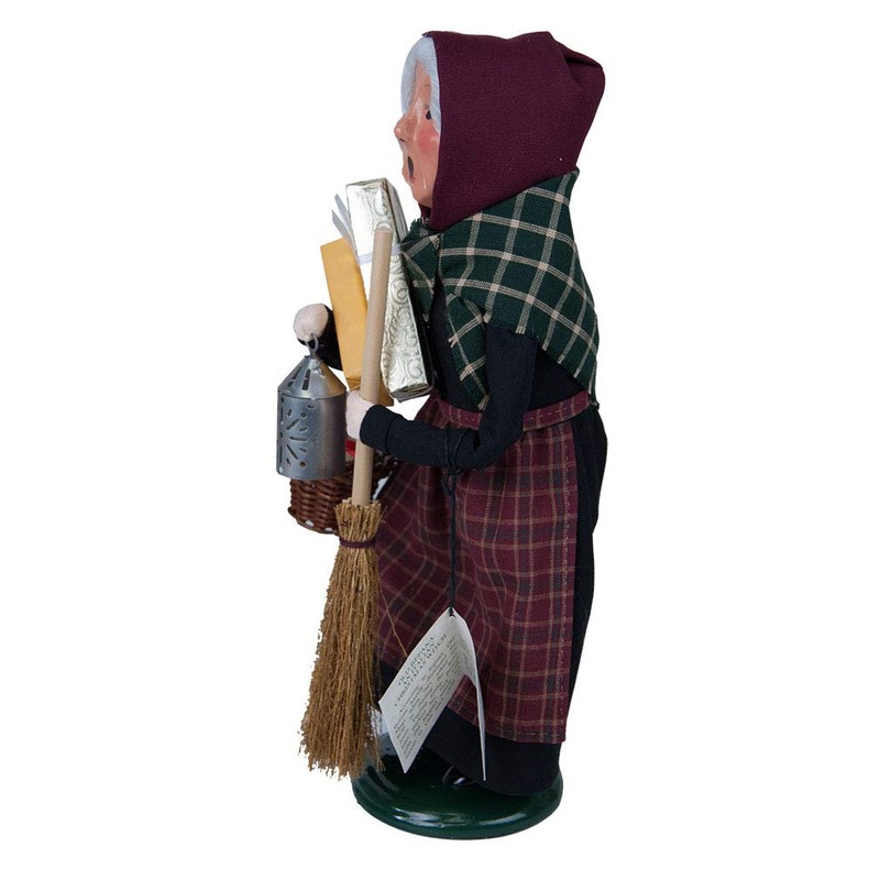 Byers' Choice Befana Caroler Figurine #333 from The Holiday Traditions
