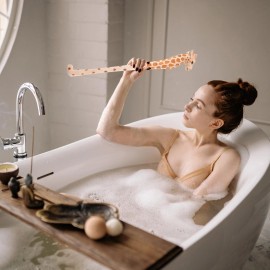 Healifty Back Scratcher Crafts for Elderly Wooden Animals Metal Scraper Tool Back Scra