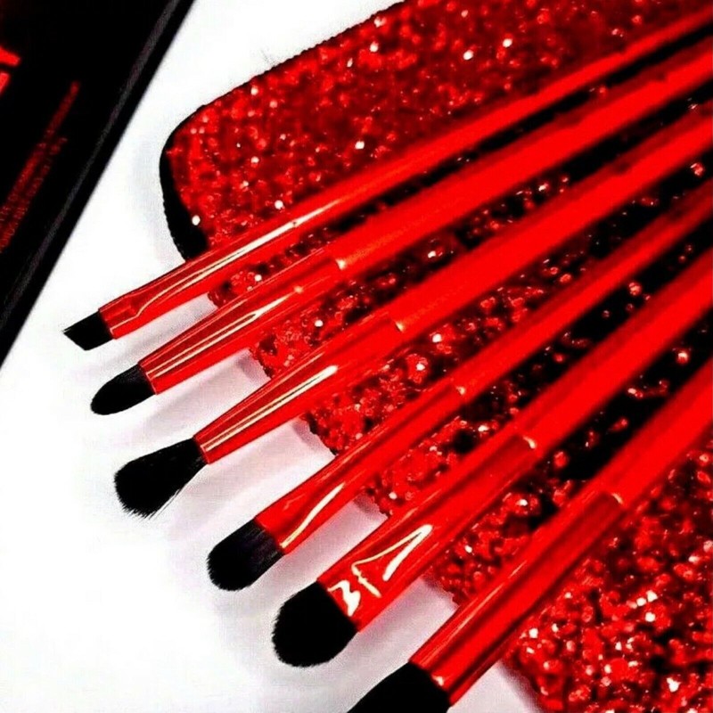 BH Drop Dead Gorgeous Killer Queen Brush Set Bag Cosmetics
