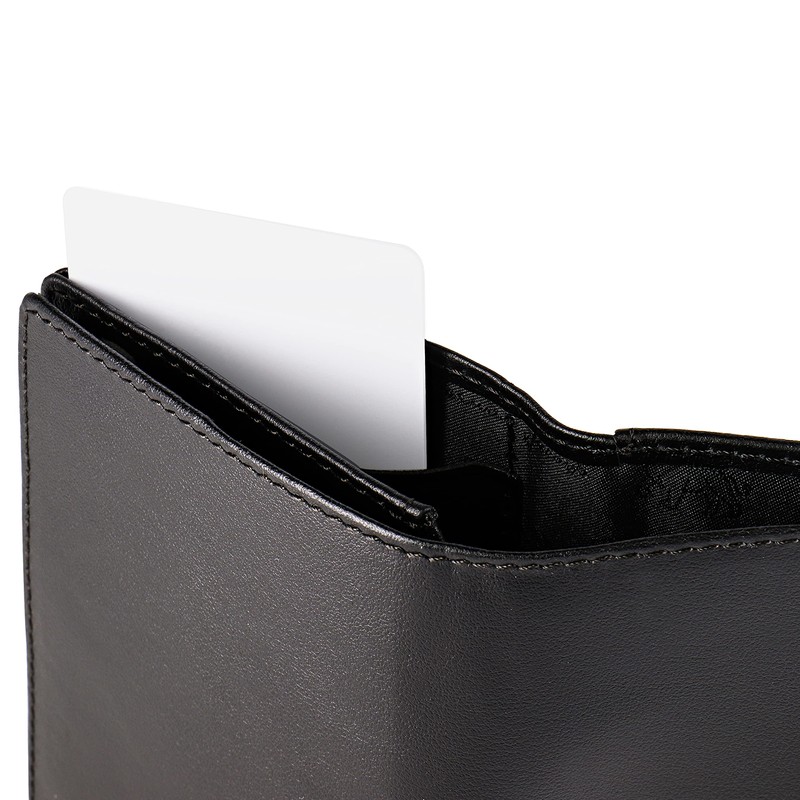 Jaimie Jacobs Slimstar Men's Slim Leather Wallet with Large Coin