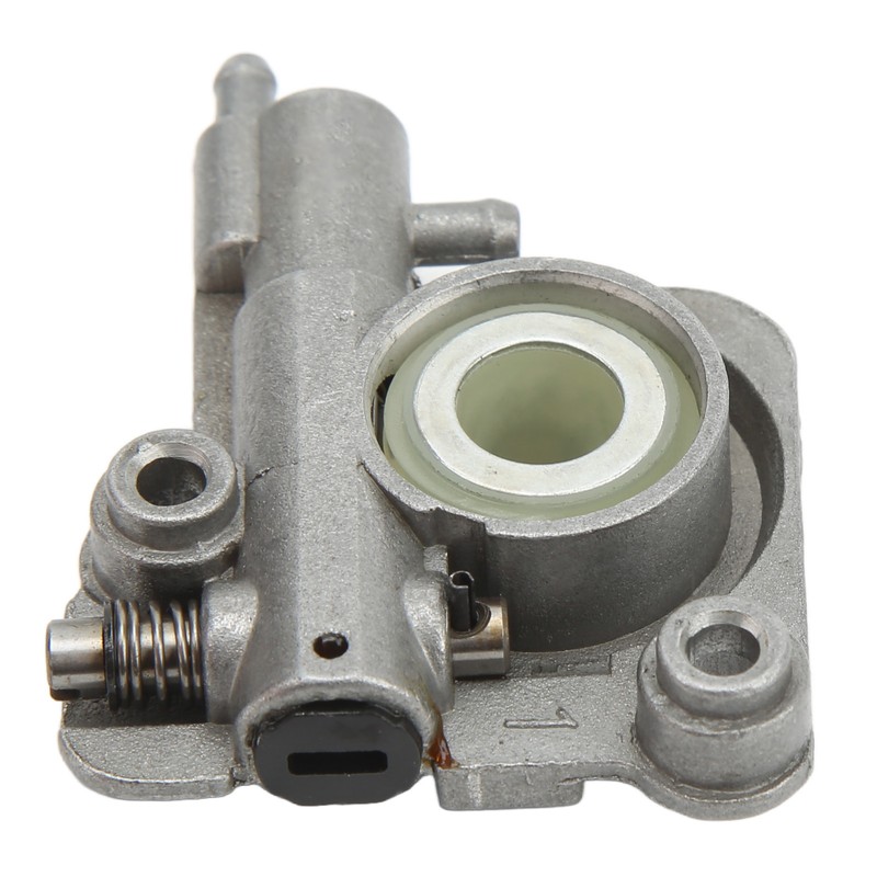 Oil Pump with Metal Worm Gear Replacement for CS350 CS2600