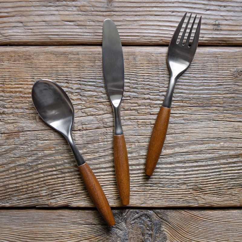 Avocrafts Flatware Silverware Cutlery Set, Stainless Steel, Teak Wood Dining