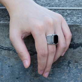 SKOOMEN Men's Rings in 925 Sterling Silver, Black Agate Ring with Jewelry Box, Ottoman Artisan Gemstone Chunky Hand Rings, Large Aqeeq Cocktail Signet Finger Ring for Him (Size 8)