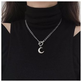 Cimenexe Punk Crescent Moon Pendant Necklace Crescent Moon Choker Necklace Silver Toggle Clasp Necklace Choker Cuban Chain Necklace Jewellery for Women and Girls