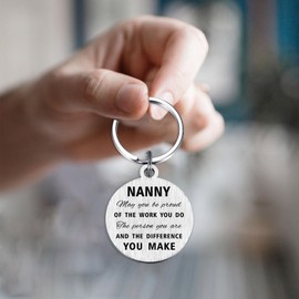 Yobent Nanny Christmas Appreciation Gifts Keyring for Women, Best Nanny Key Ring Birthday Present, Nanny Thank You Gift Ideas for Xmas Thanksgiving