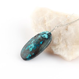 AURA GEMS Natural Shattuckite Crystals Pendant Necklace, Chakra Energy Healing Gemstone, Real Crystal, Birthstone, Beautiful Women Simple Jewelry, Silver Plated Jewelry 18 inch