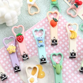 Naekkeodeuktem Portable Cute Nail Clippers Set of 5