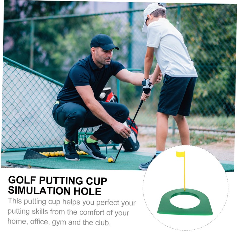Totority 2pcs Practice Putting Cup Random Flag Lightweight Golf Training