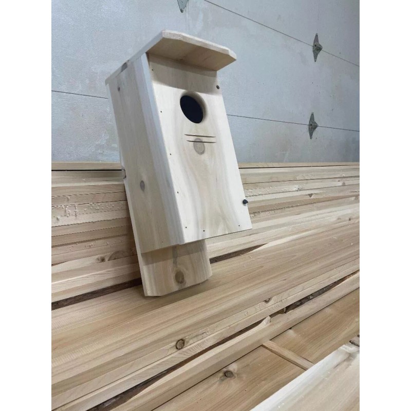 Gregg's Red bellied woodpecker nest box (white cedar)