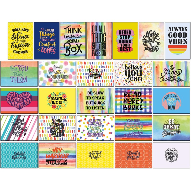 100 Postcards with Motivational Sayings on the Front