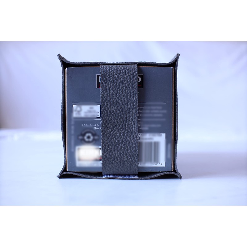 Tissue Box Cover Holder with Bottom Belt by Carrot's Den