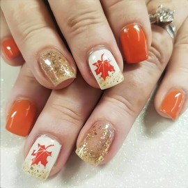 Fall Press on Nails 24 Pcs Maple Leaves Acrylic Fake Nails Short Square Glossy Orange Maple False Nails Gel Glue on Nails Manicure Thanksgiving Gold Glitter Stick on Nails for Coquette Women Girls