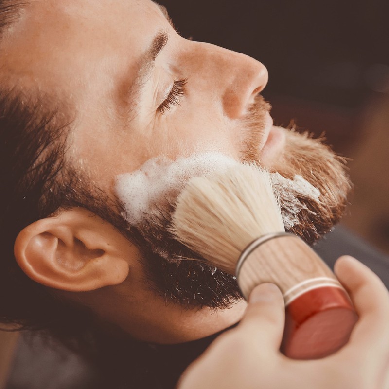 Hairlich Shaving Set with Interchangeable Blades, Plastic Shaving Soap Dish