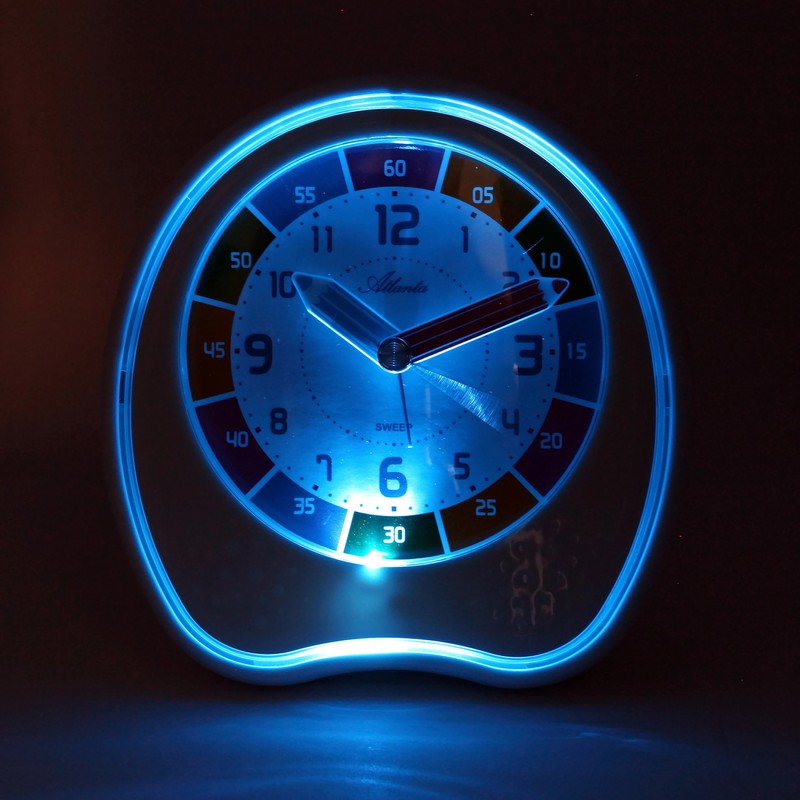 Atlanta Children's Alarm Clock without Ticking + Learning Book Conni