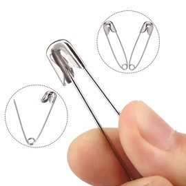 Set of 220 Safety Pins, Safety Pins, Large Safety Pins, Small Integrated Safety Pin Set, Safety Pins Essential Accessory for Everyday Use and Crafts, 6 Sizes