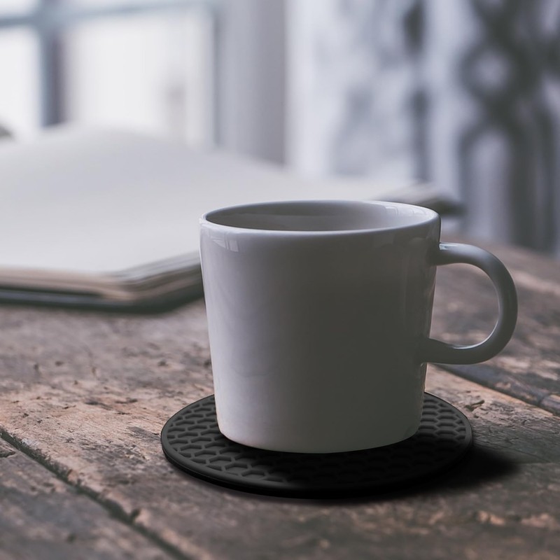 TENOC Silicone Non-Slip, Heat Resistant & Water-Trapping Trivet Mats for