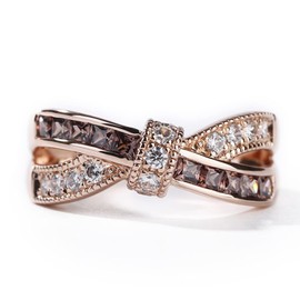 Jeulia Women's Ring, Stylish, Simple, Cross Ribbon, Silver Ring, Cubic Zirconia, Hypoallergenic, Wedding, Engagement, Large Size, Small Size, Japanese Size, Includes Exclusive Box, Birthday, White