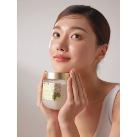 Perfumed Sea Salt Body Scrub 500g White Blanc / 퍼퓸드 씨솔트 바디스크럽 500g 화이트블랑